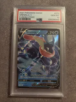 Pokemon TCG Fusion Strike Greninja v Ultra Rare Holo Card 073/264 PSA 10 - Image 1