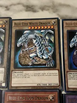 Yu-Gi-Oh! TCG Lot Of 10 Blue Eyes White Dragon And Others With Holographic LP/NM - Image 3