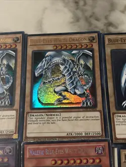 Yu-Gi-Oh! TCG Lot Of 10 Blue Eyes White Dragon And Others With Holographic LP/NM - Image 5