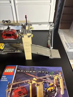 LEGO Spider-Man: Spider-Man vs. Green Goblin The Final Showdown 4852 No Box - Image 4