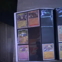 Pokemon TCG Scarlet & Violet 151 Card Lot Mew Charizard Binder - Image 3