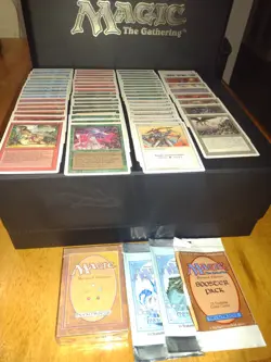 Magic The Gathering Revised Lot W/ Deck Box, 3 Empty Booster Packs, 2 Ice Age - Image 2