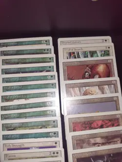 Magic The Gathering Revised Lot W/ Deck Box, 3 Empty Booster Packs, 2 Ice Age - Image 4