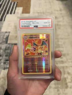 2016 POKEMON XY EVOLUTIONS #11 CHARIZARD-REV.FOIL EVOLUTIONS PSA 10 - Image 1