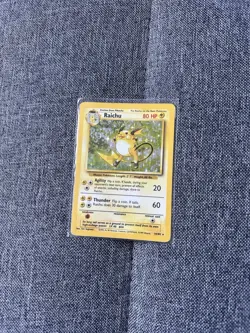 Pokemon TCG 1999 Base Set Raichu Holo Card 14/102 Classic Holographic - Image 2