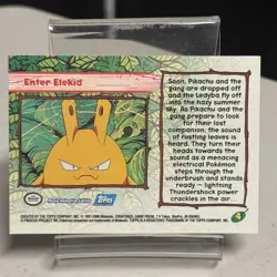 Topps Pokemon the Movie 2000 #4 Enter Elekid Rainbow Foil Holo - Image 5