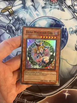 (MC1) Yu-Gi-Oh! Dark Magician Girl DPYG-EN008 Super Rare 1st Ed VLP - Image 3