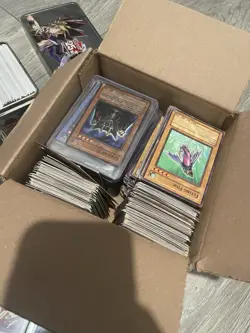 yugioh binder collection Huge Lot Summoned Skull,Ebon Magician, Chaos Magician - Image 4