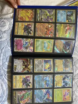 Pokemon collection binder READ DESCRIPTION - Image 2