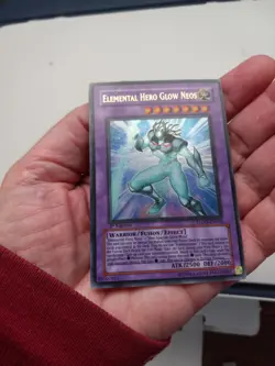 2007 Yugioh ELEMENTAL HERO GLOW NEOS Ston-EN036 Ultra Rare 1st Edition FANTASTIC - Image 1