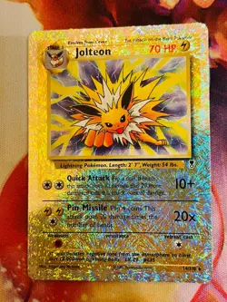 Pokemon TCG Jolteon Reverse Holo Legendary Collection Card 14/110 LP - Image 1