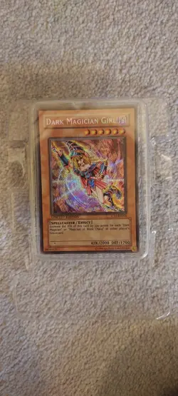 Dark Magician Girl Ct2-En004 2005 Collectors Tin Limited Edition - In Plastic - Image 1