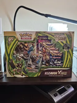 Pokemon TCG - Kleavor VSTAR Premium Collection SEALED 820650851254 - Image 1