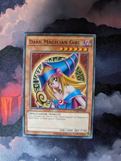 Dark Magician Girl - YGLD-ENA04 Common - Yugioh - Image 1