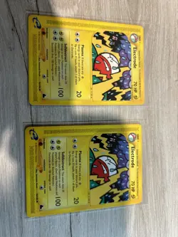 Electrode 36/144 Non-Holo Skyridge 2003 Pokemon Card (2) - Image 1