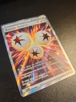 Carte Pokemon Flammes Fantasmagoriques ME02 - Energie Amorce 124/094 - Full Art - Image 2