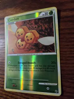Combee 44/90 - Undaunted - Pokemon TCG Reverse Holo - Image 2
