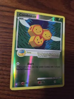 Combee 57/100 - Stormfront - Pokemon TCG Reverse Holo - Image 3