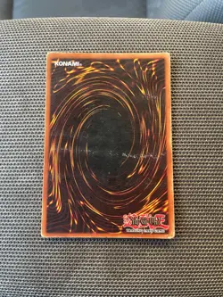 Dark Magician BPT-001 2002 Collectors Tin Limited Edition - Image 4