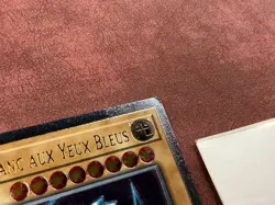 Yu-Gi-Oh! Dragon Blanc Aux Yeux Bleus OP28-FR001 Ultimate Rare OTS - Image 2