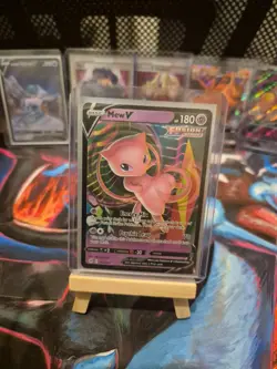 Mew V 113/264 - Sword & shield: Fusion Strike - Pokemon card - rare - HOLO NM - Image 1