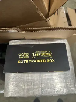 Pokemon TCG: Sword & Shield Lost Origin Elite Trainer Box ETB Factory Sealed 820650850714 - Image 2