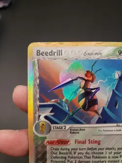 Beedrill 1/113 Holo Rare EX Delta Species 2005 Pokemon Card Crease - Image 4