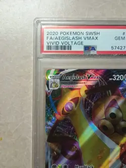 Pokemon Vivid Voltage - Aegislash VMAX Ultra Rare Full Art Foil #127/185 PSA 10 - Image 3