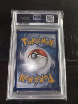 Pokemon Pikachu Vmax 044/185 Vivid Voltage Full Art PSA 10 - Image 4