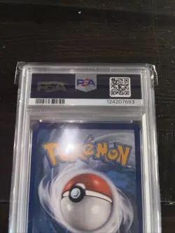 Pokemon Pikachu Vmax 044/185 Vivid Voltage Full Art PSA 10 - Image 5