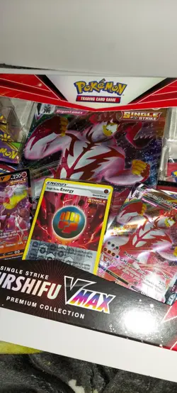 Pokemon TCG Urshifu Single Strike Vmax Premium Collection Box - POK80893 820650808937 - Image 5