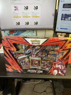 Pokemon TCG: Single Strike Urshifu VMAX Premium Collection - NEW BOX NIB 820650808937 - Image 1