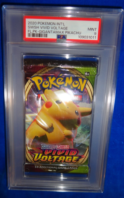 2020 SWSH Pokemon Int'l Vivid Voltage Gigantamax Pikachu Foil Pack PSA 9 MINT! - Image 2