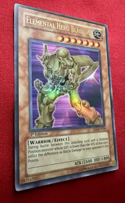 Elemental Hero Bladedge - YSD-EN019 - Ultra Rare - 1st Edition - Image 2