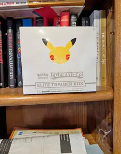 Pokemon TCG: 25th Anniversary Celebrations Elite Trainer Box (2021) 820650809439 - Image 1