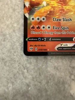 Pokemon TCG Charizard V 19/189 Ultra Rare Sword & Shield Darkness Ablaze NM - Image 2