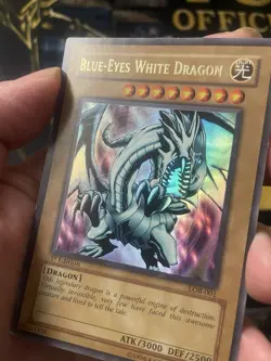 Yu-Gi-Oh Blue Eyes White Dragon Lob 1st Edition Ultra Rare - Image 4
