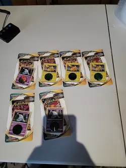 Pokemon TCG Sword And Shield Darkness Ablaze Blister Packs - Image 1