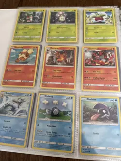 Sun & Moon Base Partial Master Set Pokemon Binder 2017 - Image 4