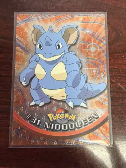 1999 Topps TV Series #31 NIDOQUEEN Flames Pokemon Embossed Foil Black Label - Image 1