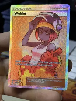Welder 214/214 Unbroken Bonds 2019 Full Art Holo Pokemon Card TCG - Image 4