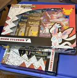 Pokemon TCG: Celebrations Collection Box [Dark Sylveon V or Lance's Charizard V 820650809392 - Image 4