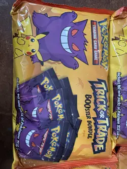 4 Bags of 40 Mini Packs Pokemon TCG Trick or Trade Booster Special Edition 2022 - Image 2