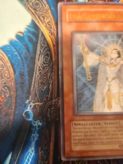 Yu-Gi-Oh Lyla, Lightsworn Sorceress - Ultimate Rare LODT-EN019 Unlimited, MP - Image 4