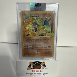 Charizard Pokemon 2021 Celebrations Classic Coll 4/102 Base Set Holo 🔥🔥 - Image 3