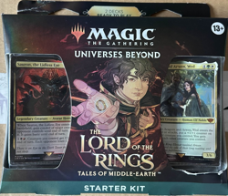Magic the Gathering Universes Beyond The Lord of the Rings Starter Kit - 2 Decks - Image 2