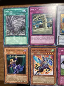 YU-GI-OH 1996 CARDS 1st Edition Holo Trap Spell Mix 8 Card Lot - Image 2