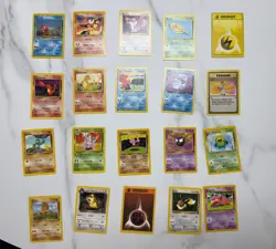Lot of 20 Pokemon Cards Base Set including Dark Vaporeon 45/82 - Image 2