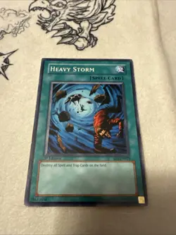 Heavy Storm SD5-EN023 Structure Deck: Warrior's Triumph 1st Edition - Image 1