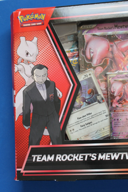 POKEMON TEAM ROCKET'S MEWTWO EX BOX WEAR TO BOX BUT SEALED - Image 2